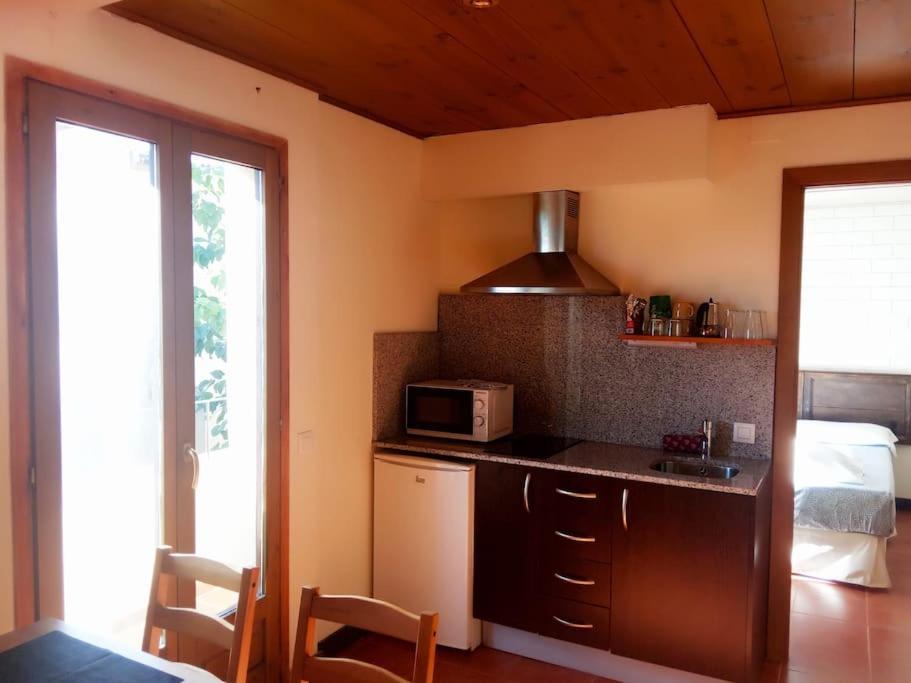 The Almond Tree Apartment Torre del Compte ภายนอก รูปภาพ